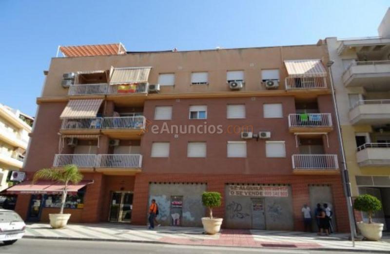 Local Comercial en venta en Calle ALMERIA, RESIDENCIAL LA FUENTE, Laguna Beach, Torrox