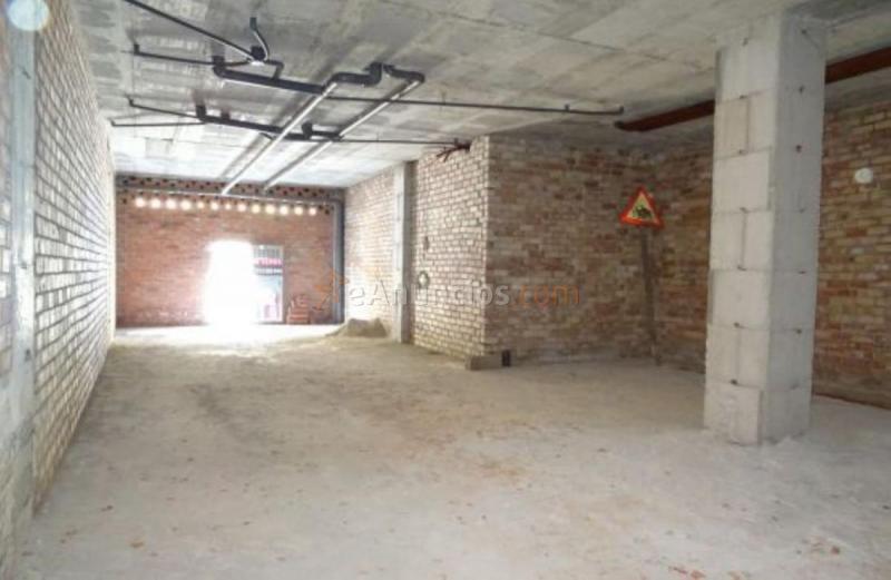 Local Comercial en venta en Calle ALMERIA, RESIDENCIAL LA FUENTE, Laguna Beach, Torrox