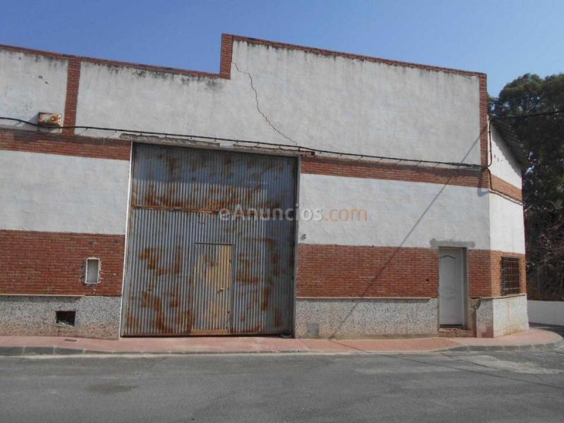 Edificio en venta en  ALCALDE GOMEZ DE LA RIVA, Cruz de Humilladero, Málaga