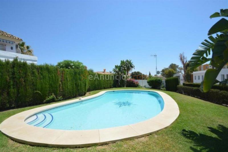 Casa en venta en  monte biarritz, Benamara-Atalaya, Estepona