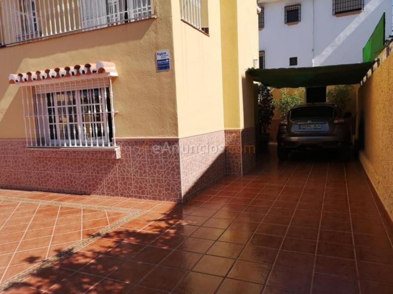 Casa en venta en  Puerto de la Torre, Málaga