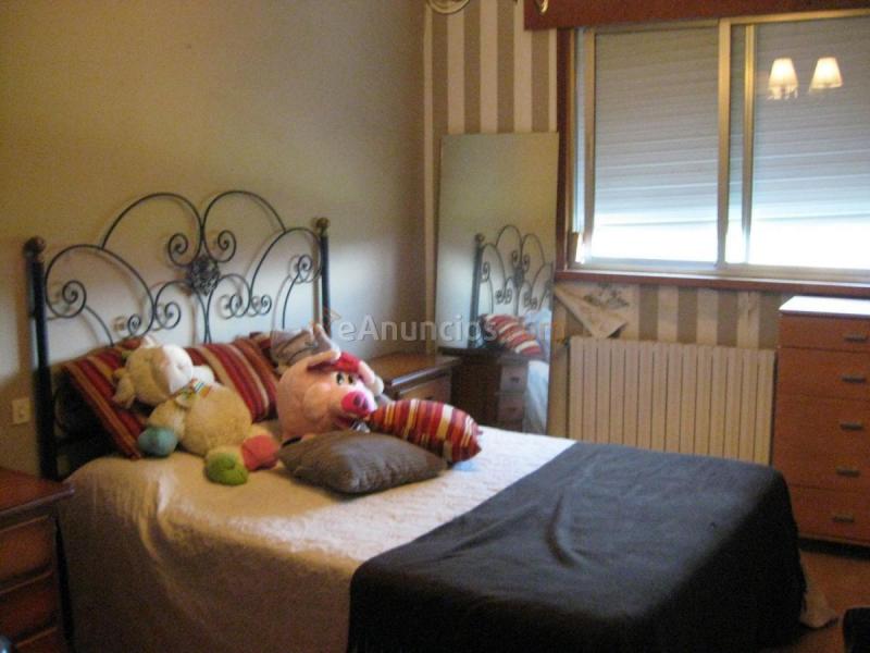 Adosado en venta en  Oleiros, Oleiros