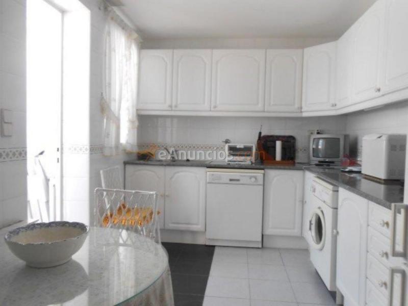 Casa en venta en  pintor miguel horques, La Chana, Granada