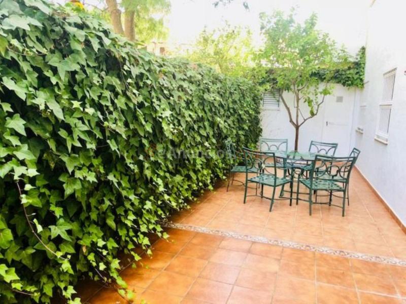 Apartamento en venta en  Urb. Marbella Real, Nagüeles-Milla de Oro, Marbella