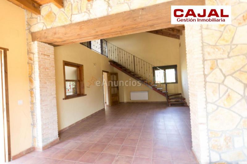 Adosado en venta en  Fresno de Cantespino