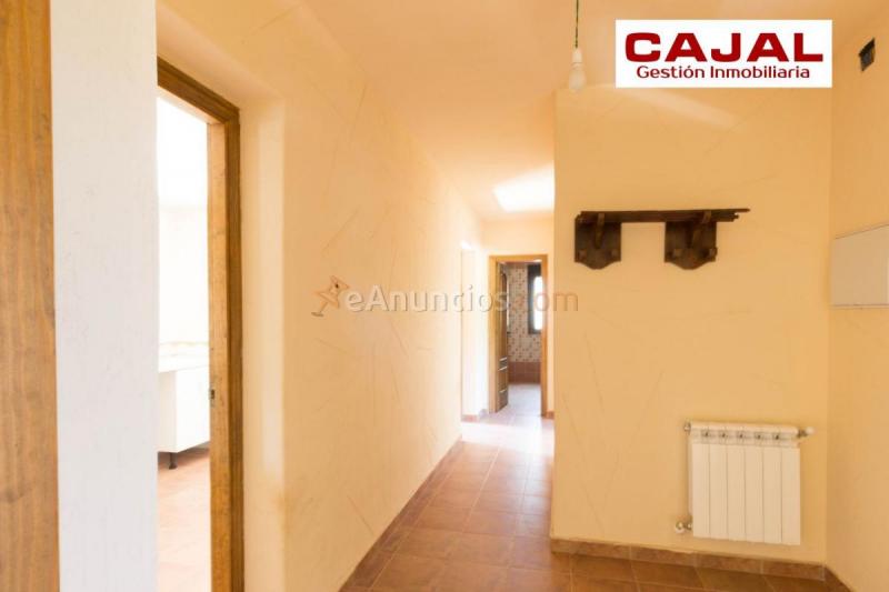 Adosado en venta en  Fresno de Cantespino