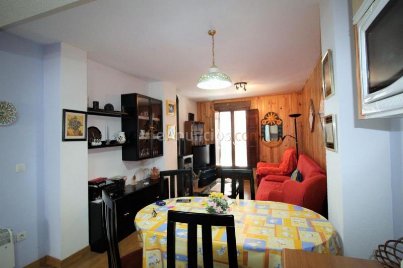 Apartamento en venta en  Albareda, Canfranc