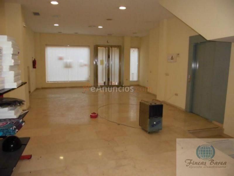 Local Comercial en alquiler en  Zona Puerto Deportivo, Fuengirola