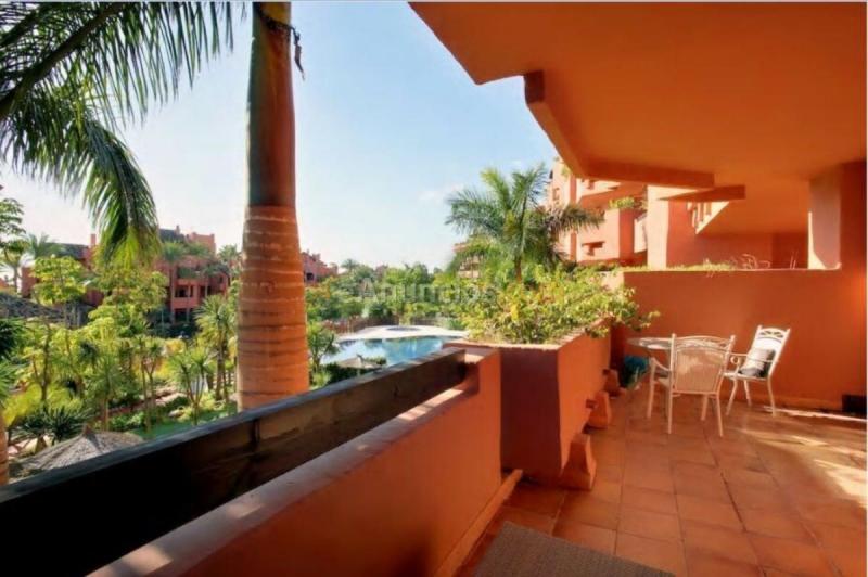 Apartamento en venta en  URB LAS NAYADES, Selwo, Estepona