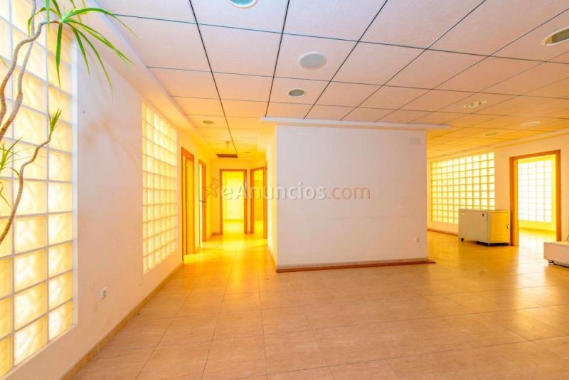 Local Comercial en venta en  Ramon Gallud, Playa del Cura, Torrevieja