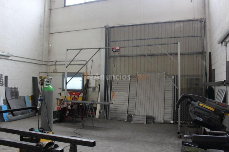 Edificio en venta en Calle Caracas, La Garena, Alcalá de Henares