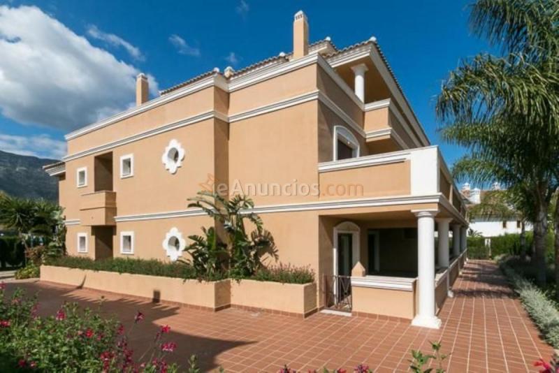 Apartamento en venta en  Urb. lomas del virrey, Nagüeles-Milla de Oro, Marbella