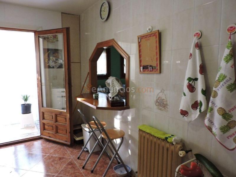 Adosado en venta en  Las Conejeras - Esparragal, Coslada