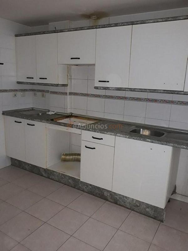 Apartamento en venta en Calle Puerto Oncala, Málaga, Carretera de Cádiz, Málaga
