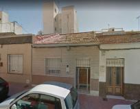 Casa en venta en Calle Joaquín Chapaprieta, Torrevieja, Centro, Torrevieja
