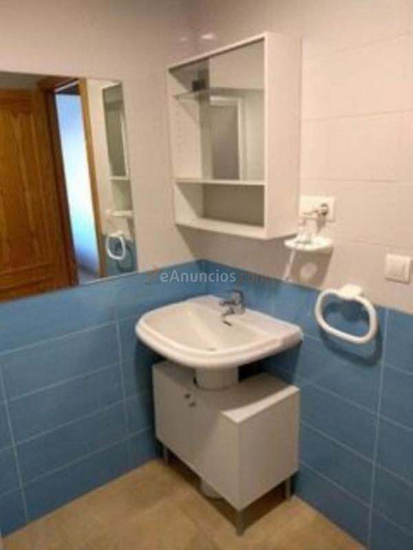 Apartamento en alquiler en Calle Lope de Rueda, Málaga, Puerto de la Torre, Málaga