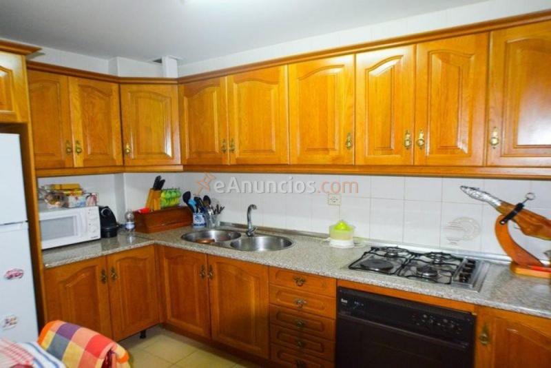 Apartamento en venta en Calle greco, La Zubia