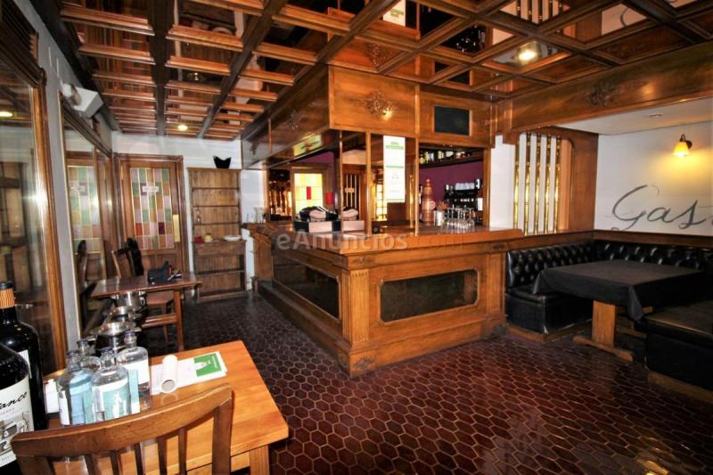 Local Comercial en venta en Avenida primer viernes de mayo, Casco Urbano, Jaca