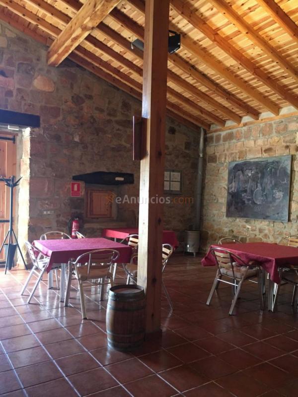 Local Comercial en venta en  El Parque, Cascajares de la Sierra