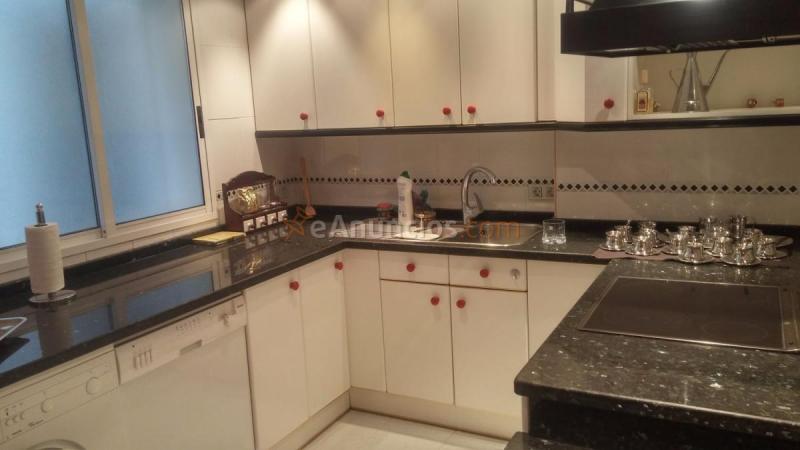 Apartamento en venta en Paseo de la Isla, San Pedro, Burgos