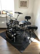 Batería electrónica Roland TD 30 negra