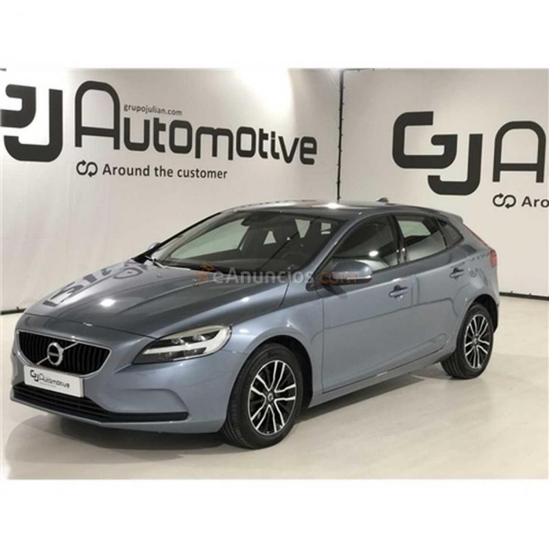 Volvo V40 MY19 2.0 T2 Momentum Manual Mussel Blue 120cv