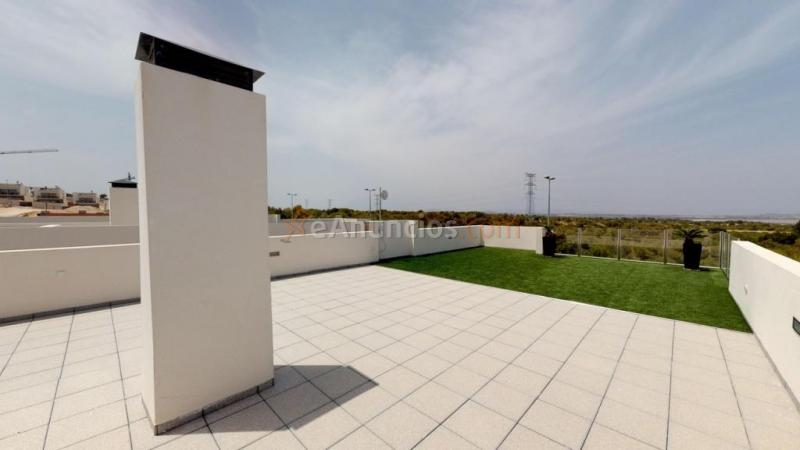 Casa-Chalet en Venta en Villamartin Alicante