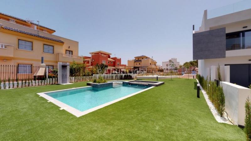 Apartamento en Venta en Torrevieja Alicante