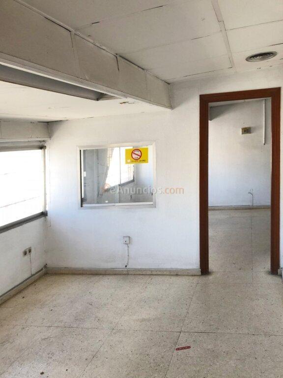 Nave industrial en Venta en Sevilla Sevilla