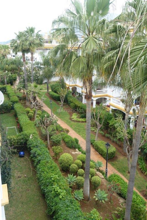 Casa-Chalet en Venta en Nueva Andalucia Málaga