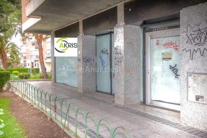 Local en venta en Alcorcón de 192 m2