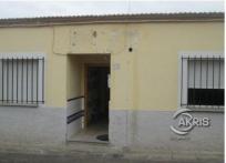 Chalet independiente a reformar en Polán, Toledo