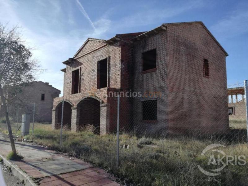 Chalets en construcción en Burguillos