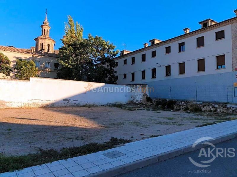 TERRENO URBANO EN EL CENTRO DE OLIAS