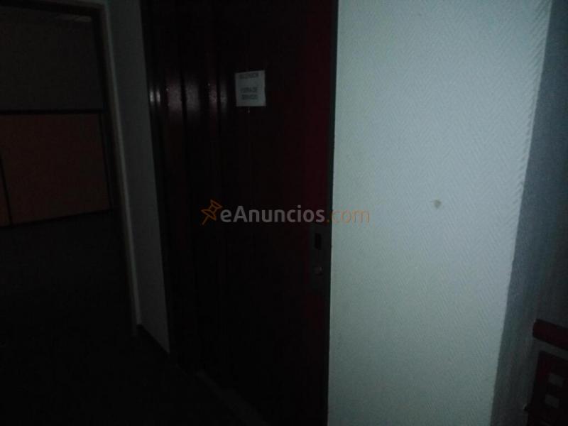 Local en venta en Toledo de 845 m2