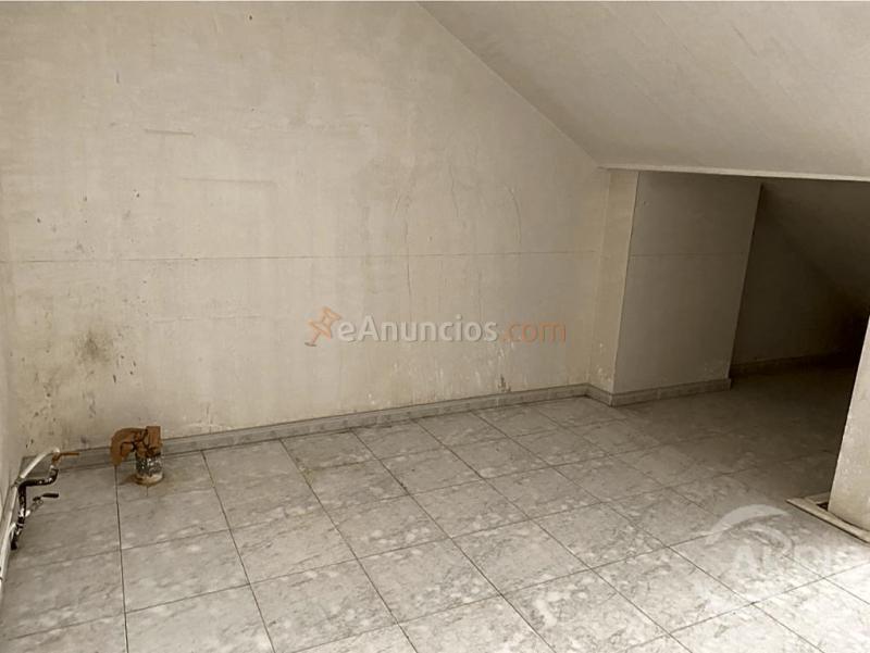 Local en venta en Toledo de 54 m2