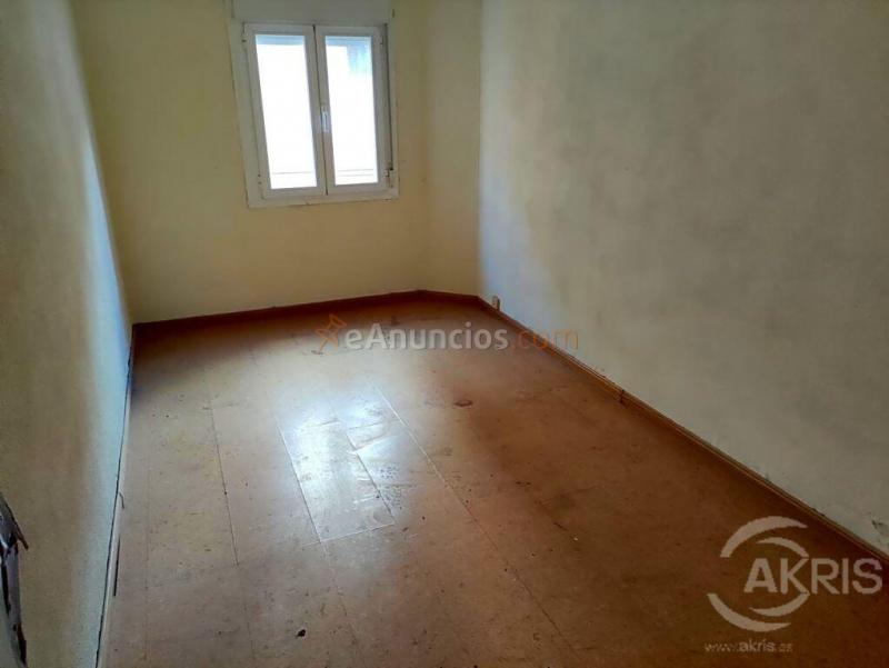 Piso de 3 dormitorios en Toledo. Zona Santa Bárbara. Junto a Paseo de la Rosa