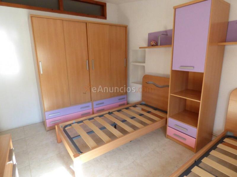 CASA EN VENTA DE 5 HABITACIONES, GARAJE Y TERRAZA EN LA POBLACIÓN DE MONISTROL DE CALDERS