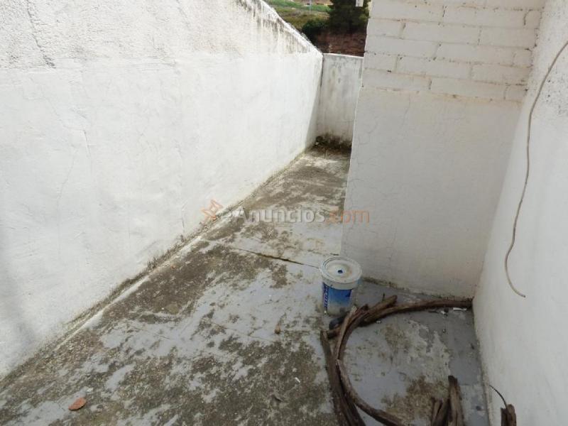 PISO PARA REFORMAR EN ZONA TRANQUILA DE SURIA A UN PASO DEL CENTRO EN VENTA