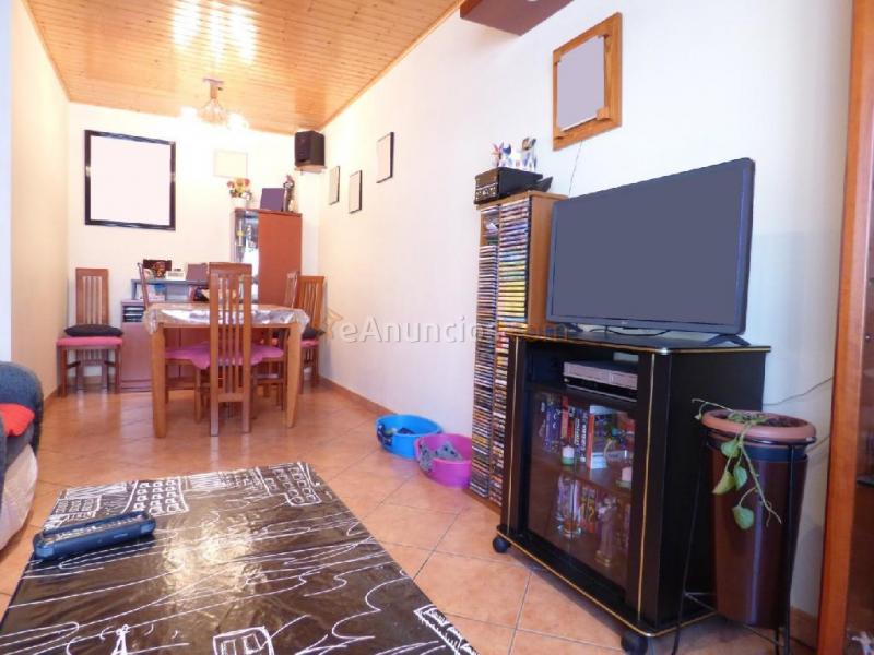 PISO SEMINUEVO DE TRES HABITACIONES Y PÁRQUING EN FINCA CON ASCENSOR EN VENTA EN BALSARENY