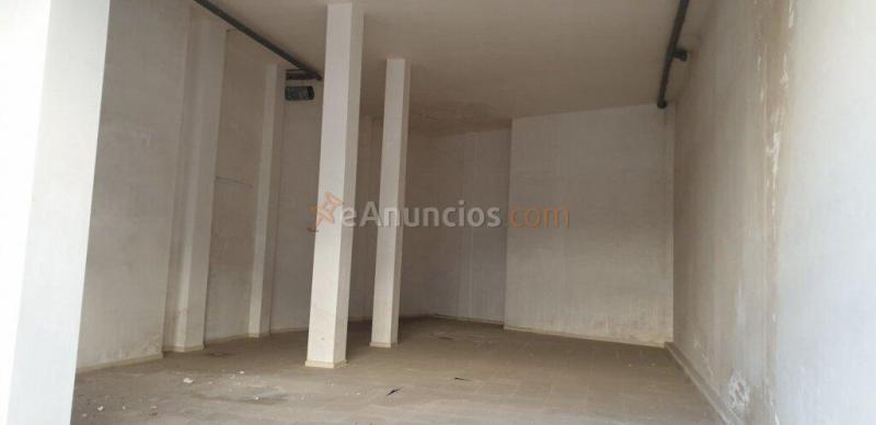 LOCAL COMERCIAL EN ALQUILER DE 164 M2 ZONA AMETLLERS DE MANRESA