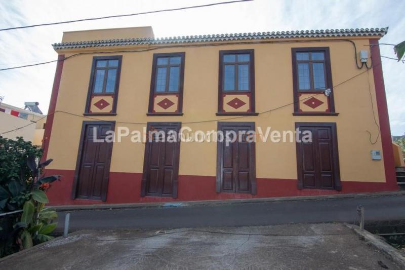 Casa-Chalet en Venta en San Andres Y Sauces Santa Cruz de Tenerife