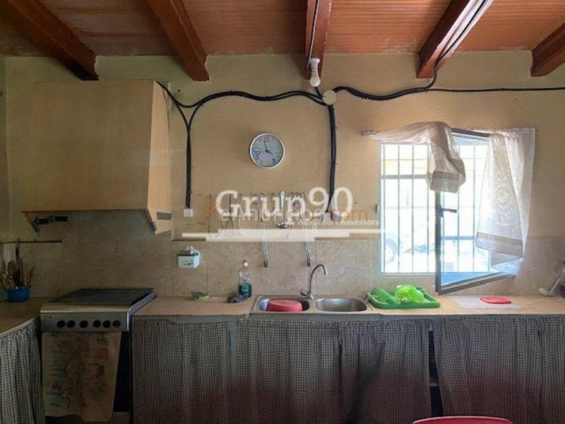 Fantástica finca con casa y piscina en la Galera