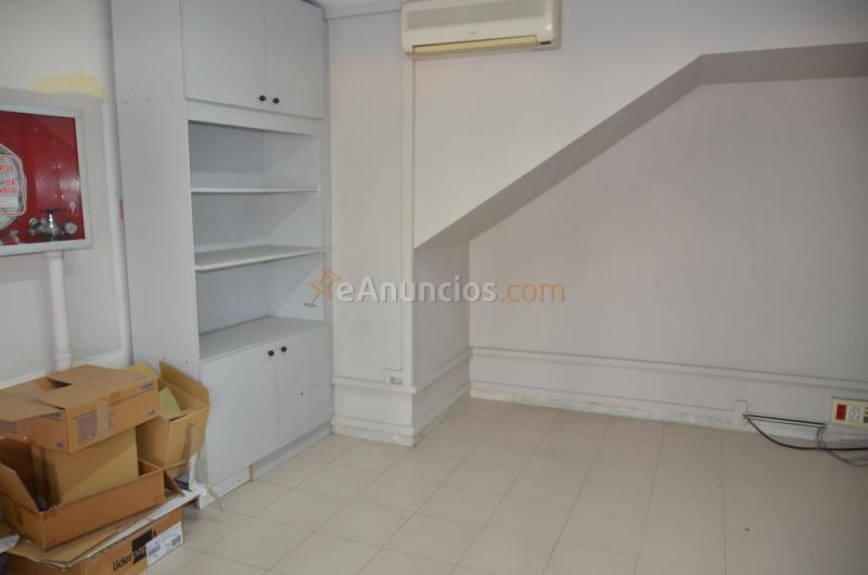 Local comercial en Venta en Cornella De Llobregat Barcelona ALMEDA