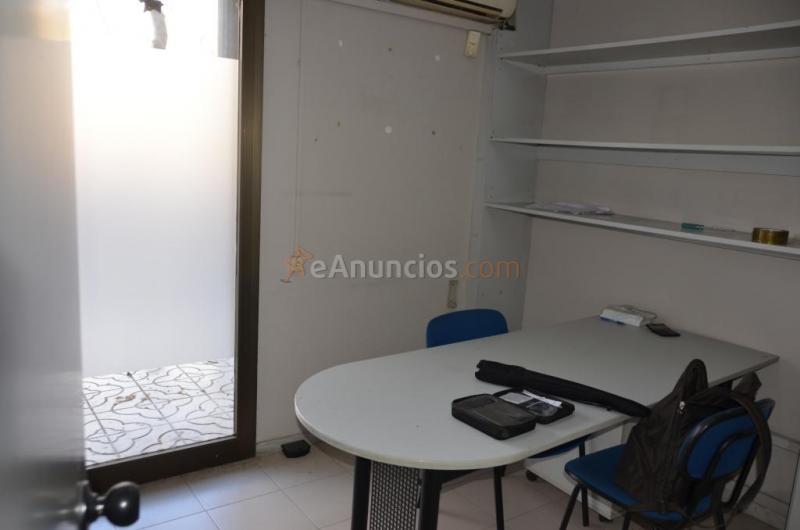 Local comercial en Venta en Cornella De Llobregat Barcelona ALMEDA