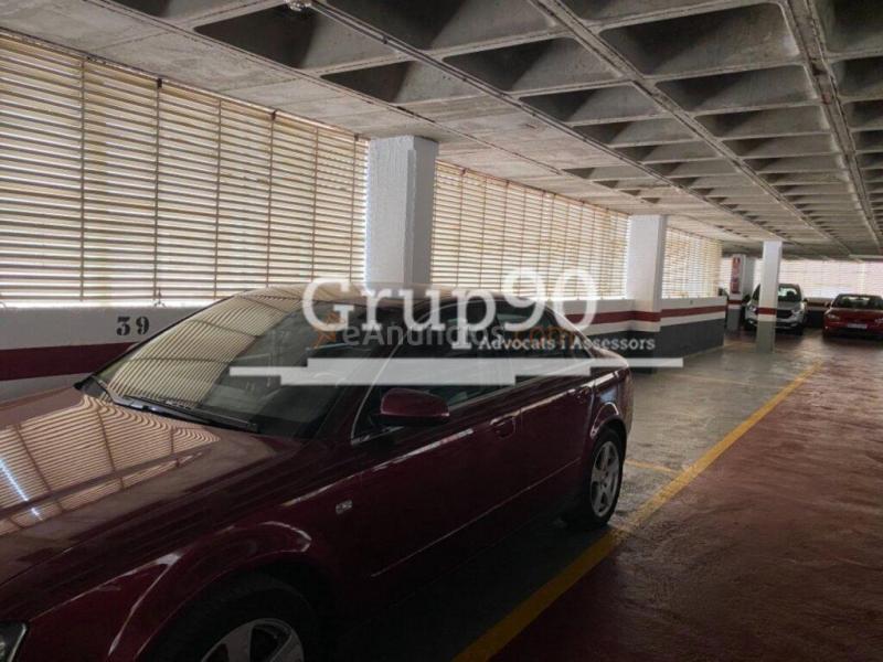 Pack de 80 plazas de Parking en el centro de l'Hospitalet