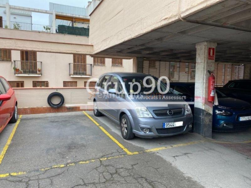 Pack de 80 plazas de Parking en el centro de l'Hospitalet