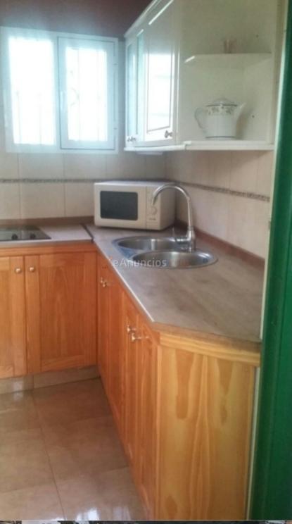 Casa con terreno en Hornos del Rey