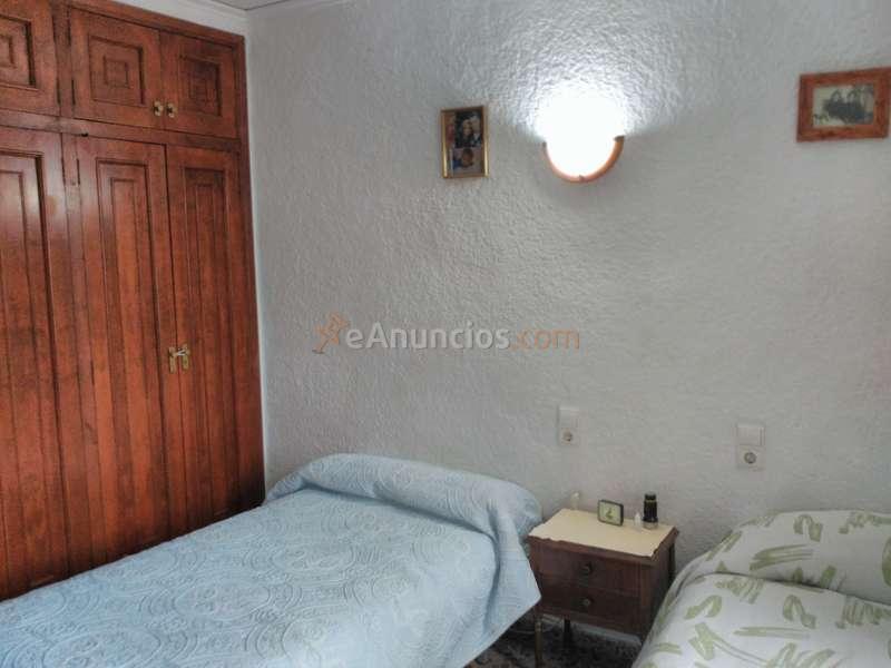 Chalet con piscina y vistas panorámicas