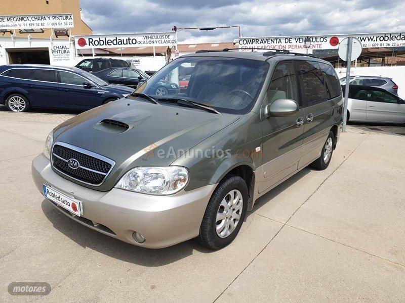 Kia Carnival 2.9 CDRi EX de 2014 con 178.590 Km por 3.900 EUR. en Madrid